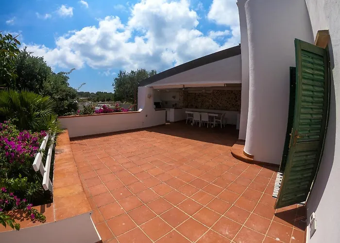 Cavallo Hotel Favignana